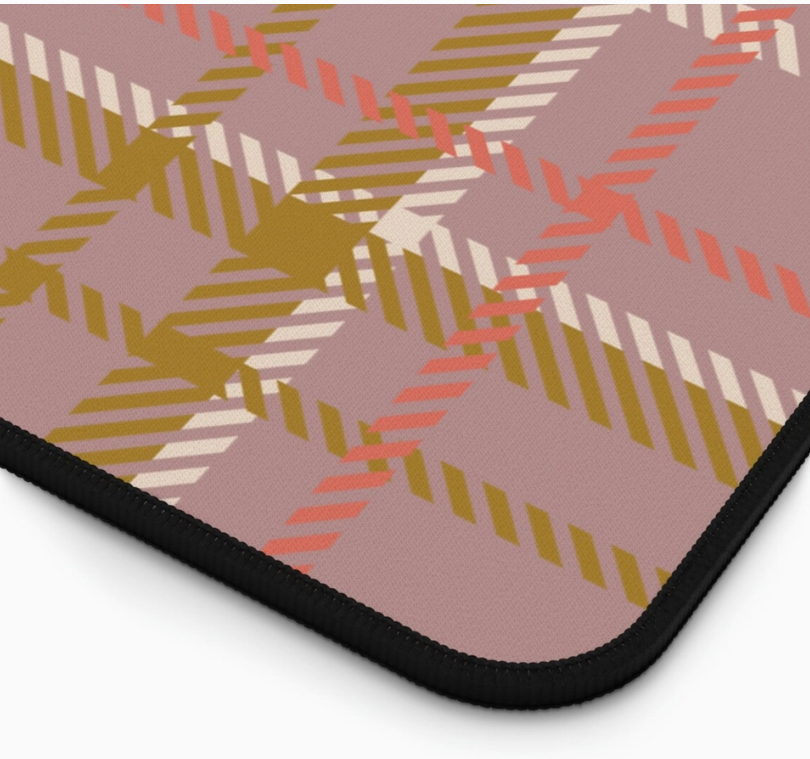 Urban Chic Living: Cute Pink Plaid Desk Pad